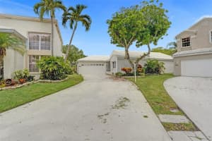9604 NW 8th Circle, Plantation, FL 33324 Sold 10/01/24