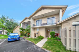 2203 Nova Village Dr 1, Davie, FL 33317 Sold 09/19/24