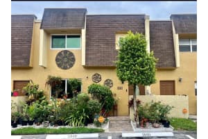 5848 Blueberry Ct 70, Fort Lauderdale, FL 33313 Sold 08/09/24