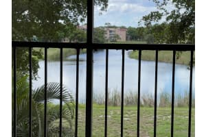 363 N ROCK ISLAND RD 302, Margate, FL 33063 Sold 02/14/25