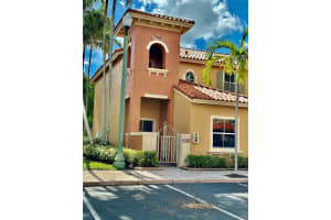 4950 Leeward Ln 3801, Dania Beach, FL 33312 Sold 11/26/24