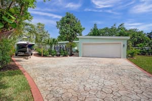 1241 SE 7th Ave, Pompano Beach, FL 33060 Sold 09/24/24