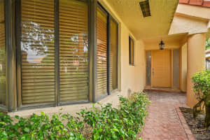 9374 NW 18th Dr, Plantation, FL 33322 Sold 10/18/24