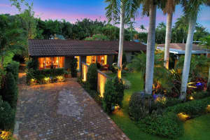 633 NW 28th Court, Wilton Manors, FL 33311 Sold 11/21/24