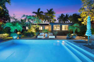 633 NW 28th Court, Wilton Manors, FL 33311 Sold 11/21/24