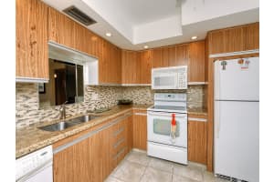 3101 Portofino Pt M3, Coconut Creek, FL 33066 Sold 03/19/25