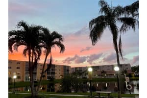 325 SE 11th Ter 201, Dania Beach, FL 33004 Sold 08/27/24