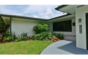 1224 NE 96th St, Miami Shores, FL 33138 Sold 10/22/24