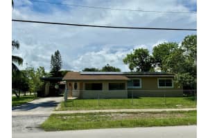 670 SW 29th Ave, Fort Lauderdale, FL 33312 Sold 09/06/24