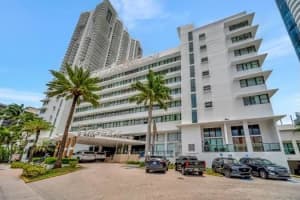 6345 Collins Ave 623, Miami Beach, FL 33141 Sold 08/19/24