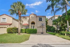 568 NW 87th Ter, Coral Springs, FL 33071 Sold 10/22/24