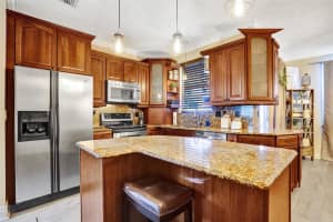 568 NW 87th Ter, Coral Springs, FL 33071 Sold 10/22/24