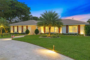 3725 Sherwood Blvd, Delray Beach, FL 33445 Sold 08/16/24