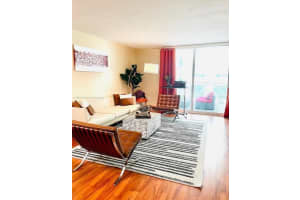 1200 Brickell Bay Dr 3314, Miami, FL 33131 Sold 08/30/24