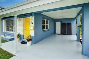 750 NW 38th St, Oakland Park, FL 33309 Sold 09/30/24