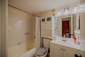 124 NW 93rd Ave 101, Pembroke Pines, FL 33024 Sold 11/27/24