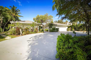 830 N Golfview Rd, Lake Worth Beach, FL 33460 Sold 12/02/24