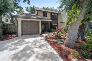 1088 Raintree Dr, Palm Beach Gardens, FL 33410 Sold 07/31/24