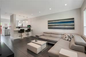 19 NE 20th Ct 4A, Fort Lauderdale, FL 33305 Sold 07/30/24