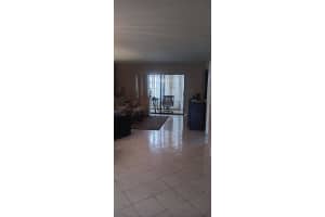 10145 sunrise Lakes Blvd 405, Sunrise, FL 33322 - MLS#F10447355