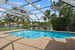 9711 NW 10th St, Plantation, FL 33322 Sold 08/06/24