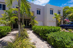 1114 NE 16th Ct, Fort Lauderdale, FL 33305 Sold 10/15/24