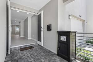 1114 NE 16th Ct, Fort Lauderdale, FL 33305 Sold 10/15/24
