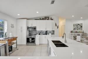 5661 NW 117th Ave, Coral Springs, FL 33076 Sold 08/23/24