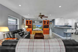 681 NE 34th St, Oakland Park, FL 33334 Sold 10/17/24