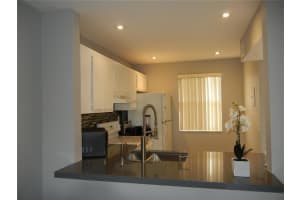 10332 Sunrise Lakes Blvd 309, Sunrise, FL 33322 Sold 09/16/24