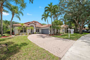 5692 NW 41st Ave, Coconut Creek, FL 33073 Sold 12/30/24