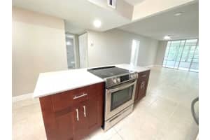 2649 NW 48th Ter 432, Lauderdale Lakes, FL 33313 Sold 07/29/24