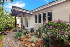 1425 NE 3rd Ave, Fort Lauderdale, FL 33304 Sold 10/02/24