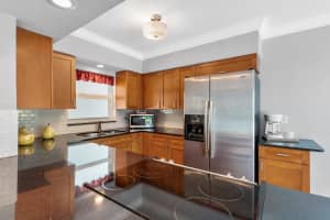 601 NE 14th Ct, Fort Lauderdale, FL 33304 Sold 05/15/25