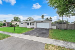 MLS# F10447671, Lauderdale Lakes, Florida 33309