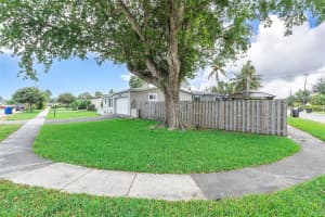 MLS# F10447671, Lauderdale Lakes, Florida 33309