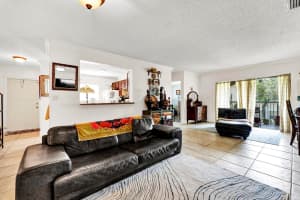 12175 Royal Palm Blvd 8C, Coral Springs, FL 33065 Sold 08/29/24