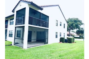 101 Freedom Ct 101, Deerfield Beach, FL 33442 Sold 11/05/24