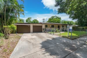 1012 SW 47th Ave, Plantation, FL 33317 Sold 10/30/24