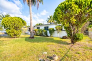 2751 NW 179th St, Miami Gardens, FL 33056 Sold 11/01/24