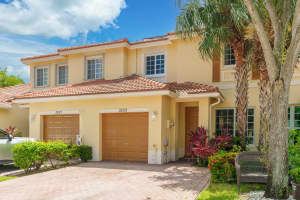 3259 NW 32nd Ter 3259, Oakland Park, FL 33309 Sold 11/13/24
