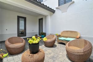 5825 SW 105th Ter, Cooper City, FL 33328 Sold 11/07/24