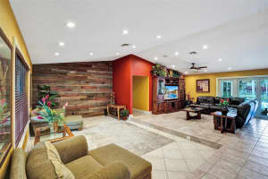 11010 NW 5th Mnr, Coral Springs, FL 33071 Sold 09/17/24