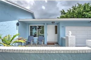 1921 NW 41st St, Oakland Park, FL 33309 Sold 09/20/24