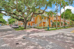 343 SW 13th Ter 343, Fort Lauderdale, FL 33312 Sold 11/01/24
