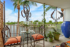 801 NE 18th Ct 302, Fort Lauderdale, FL 33305 Sold 10/21/24