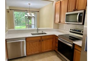 6368 Park Lake Cir 6368, Boynton Beach, FL 33437 Sold 08/02/24