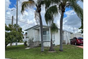 8591 SW 22nd St, Davie, FL 33324 Sold 09/11/24