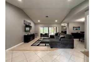 7106 NW 38th St, Coral Springs, FL 33065 Sold 09/11/24