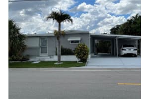 8580 SW 21st Ct, Davie, FL 33324 Sold 09/02/24